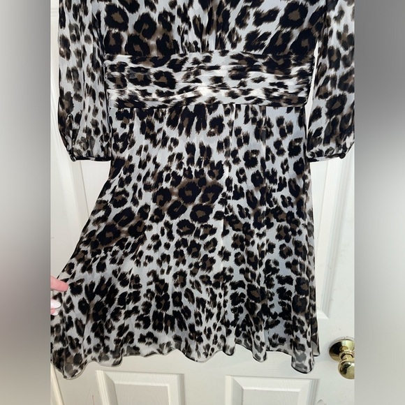 New Diane Von Furstenberg Snow- Cheetah A-line Silk dress ✨Sz 4 - Picture 12 of 12